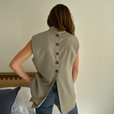 Stunning pale vest