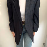 Dark blue contrasted blazer