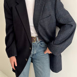 Dark blue contrasted blazer