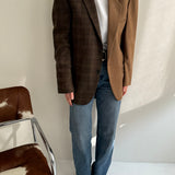 Contrasted blazer in brown tones