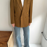 Double breasted blazer with stunning details