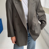 Stunning double-breasted blazer in green