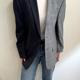 Blue toned and blue houndstooth contrasted blazer