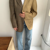 Beige and houndstooth brown tones
