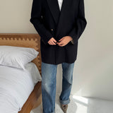 Double breasted wool blazer in dark blue with beautiful buttons