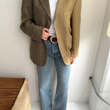 Beige and houndstooth brown tones
