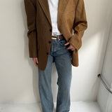 Contrasted blazer in warm tones