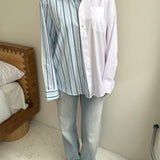 Contrasted shirt in cold tones