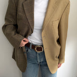 Beige and houndstooth brown tones