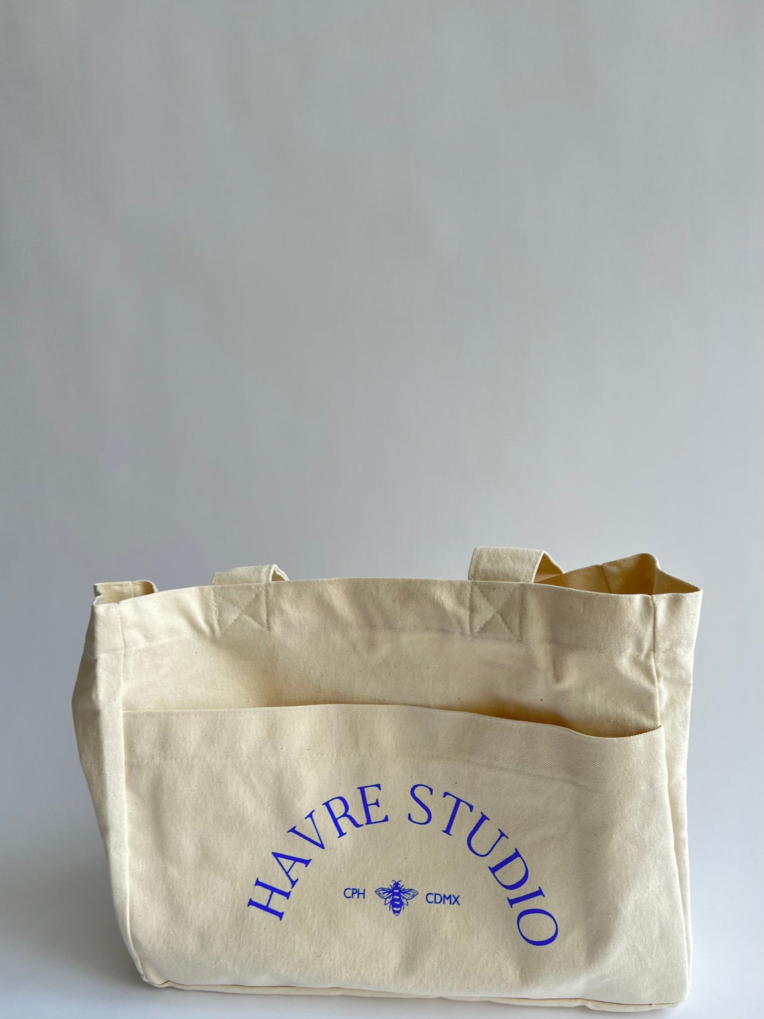 Havre Studio Tote with 5 pockets/spaces