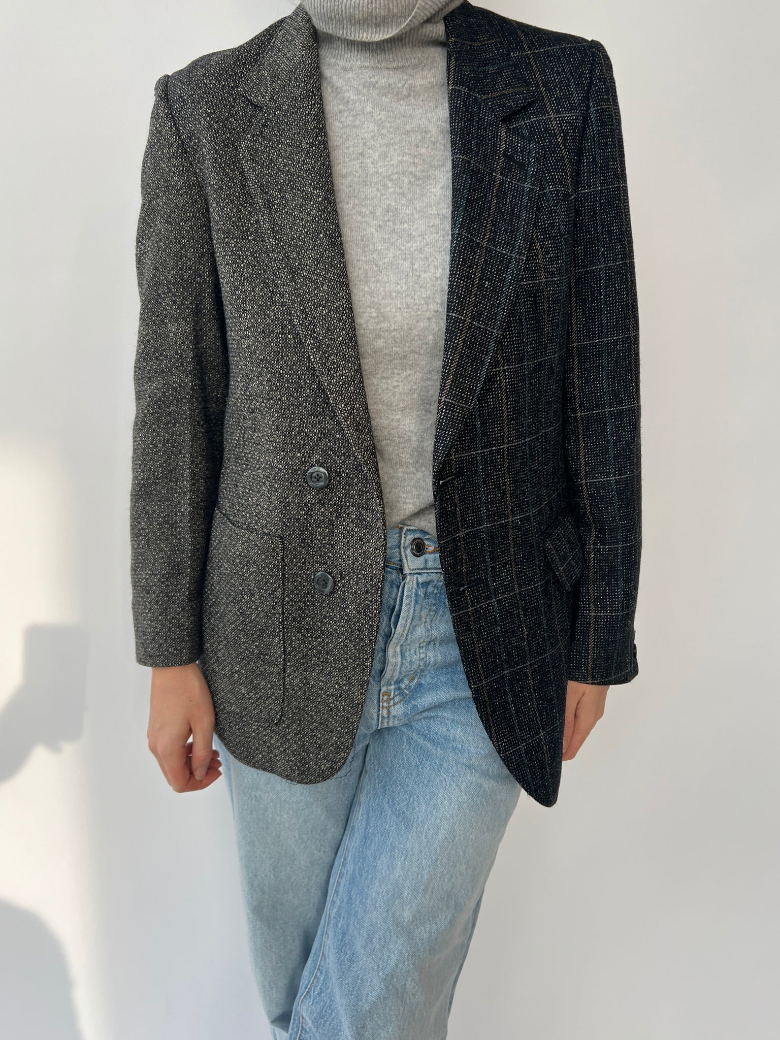 Dark contrasted blazer