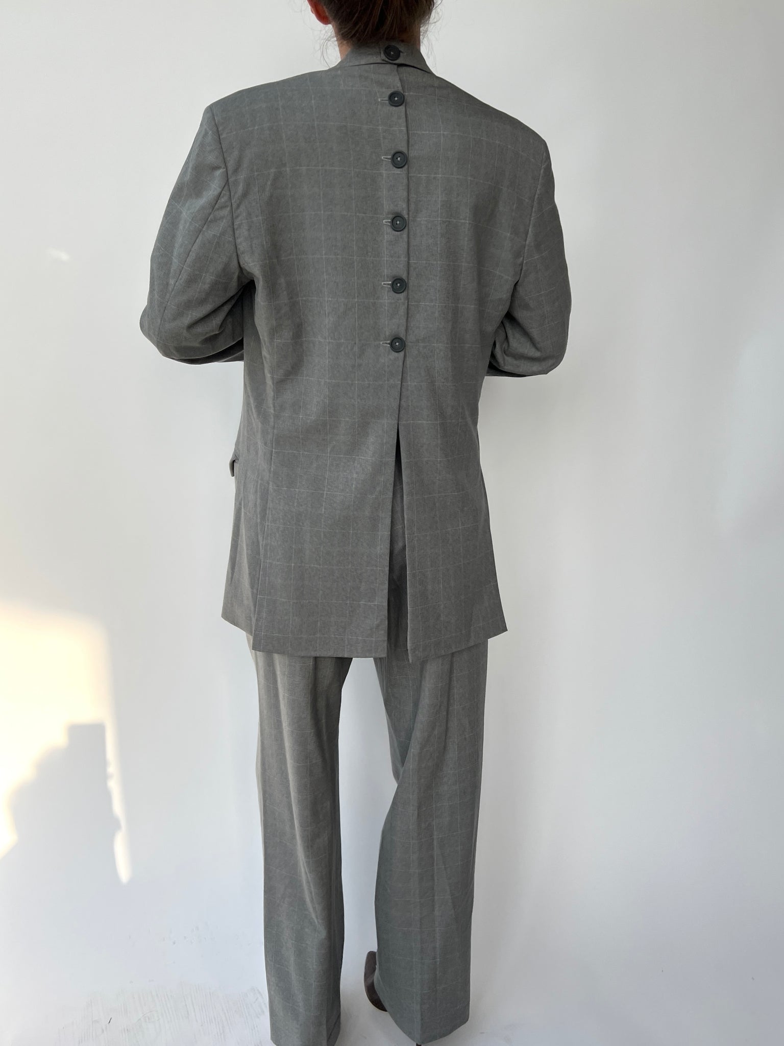 Grey oversized button back suit