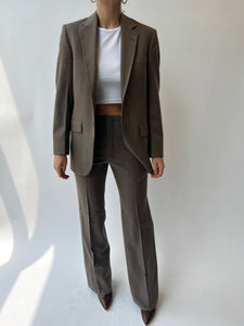 Rose/brown wool suit