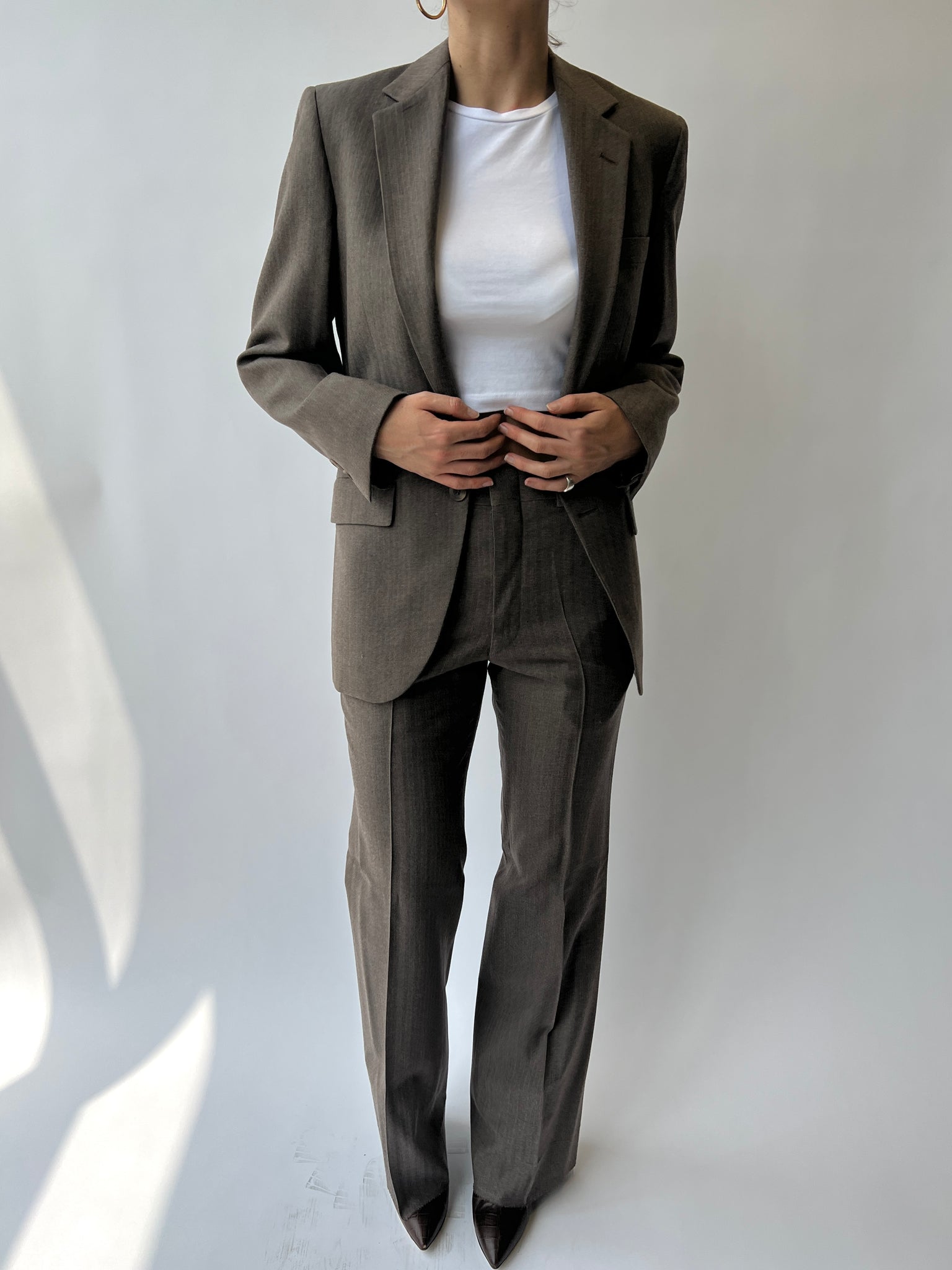 Rose/brown wool suit