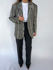 Silk blazer in grey tones