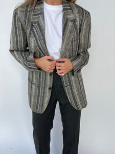 Silk blazer in grey tones