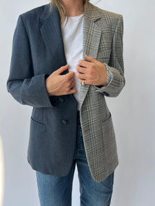 Grey and plaid contrasted Blazer