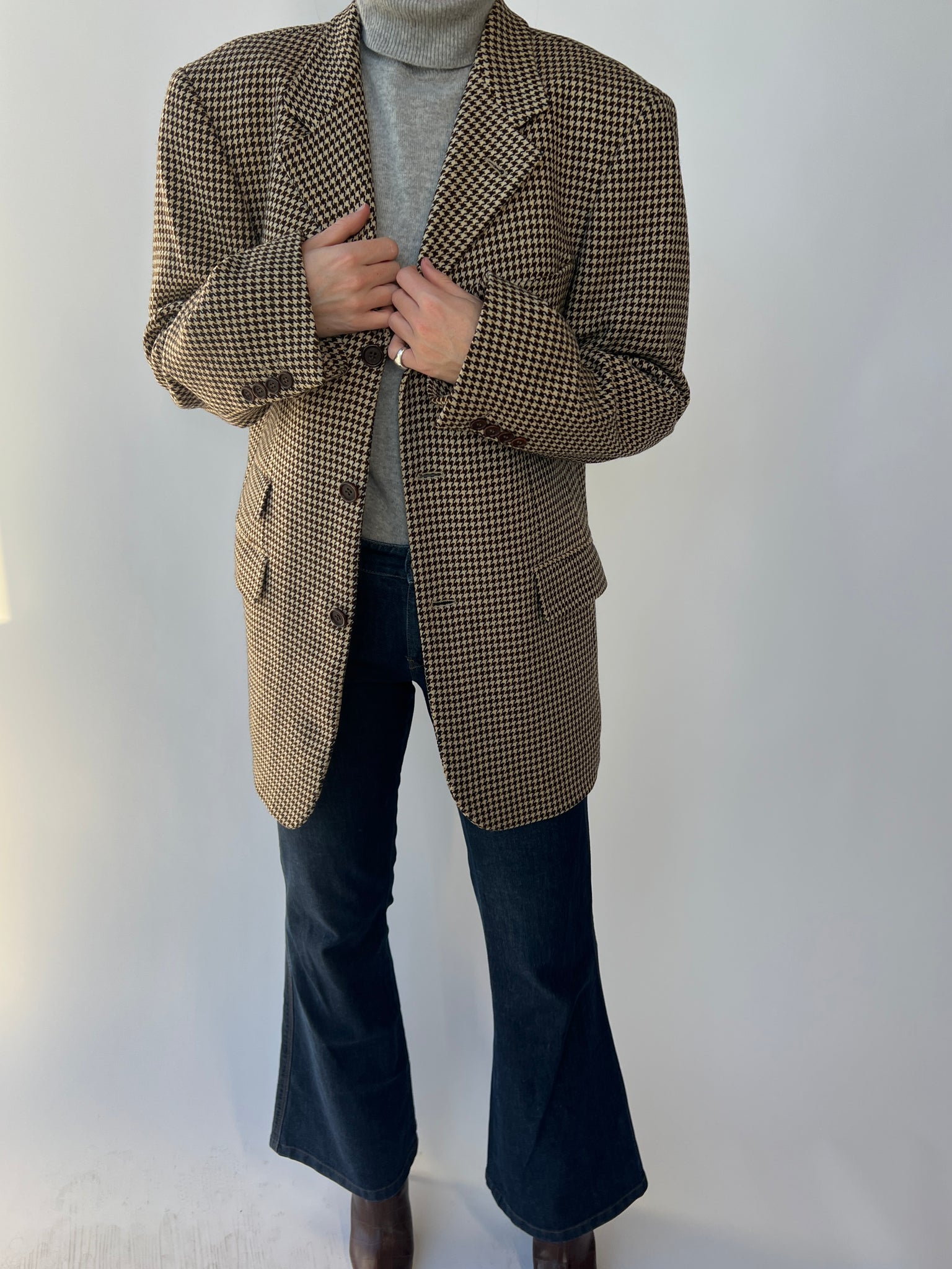 Brown Hugo Boss blazer in houndstooth