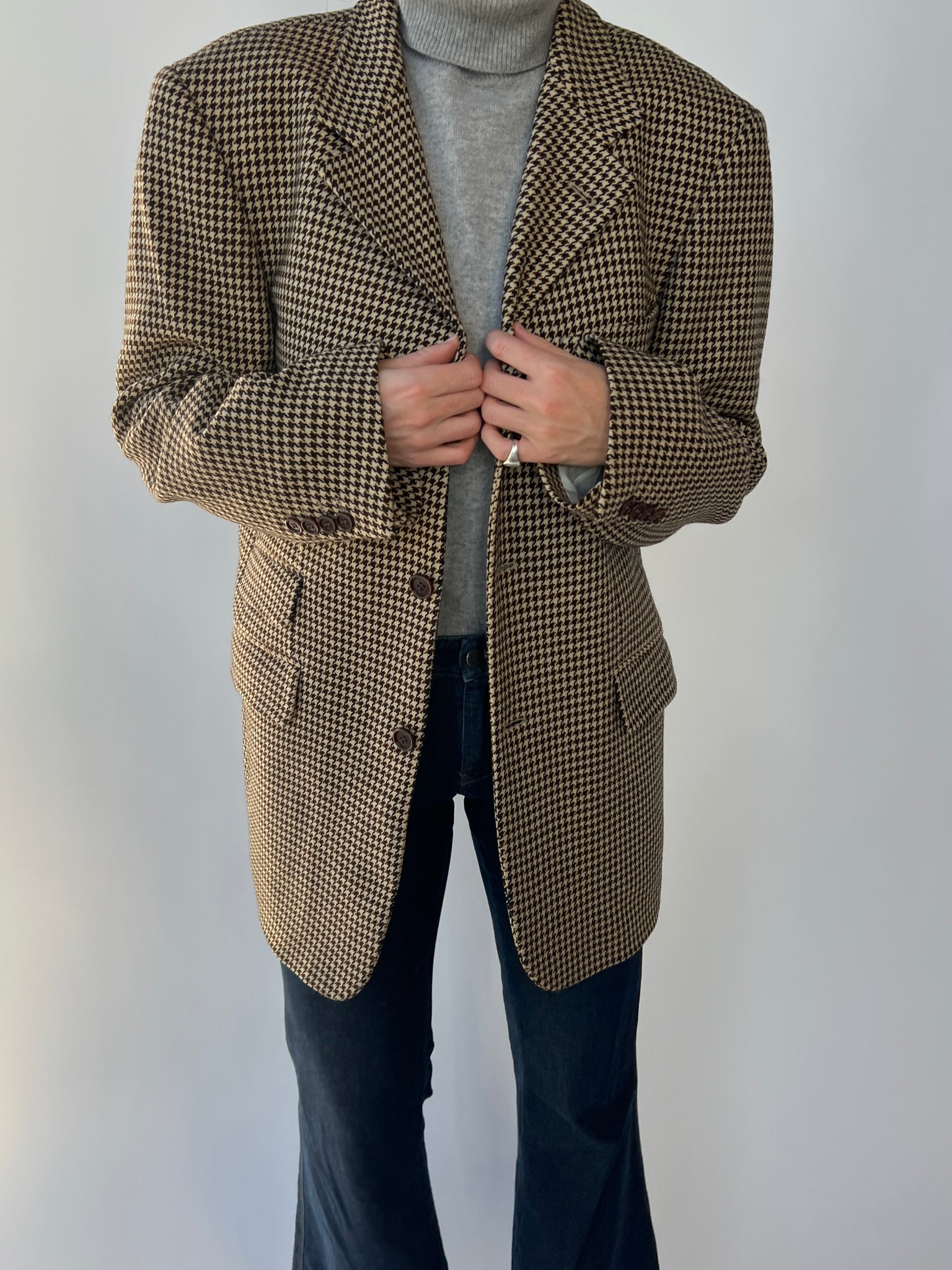 Brown Hugo Boss blazer in houndstooth