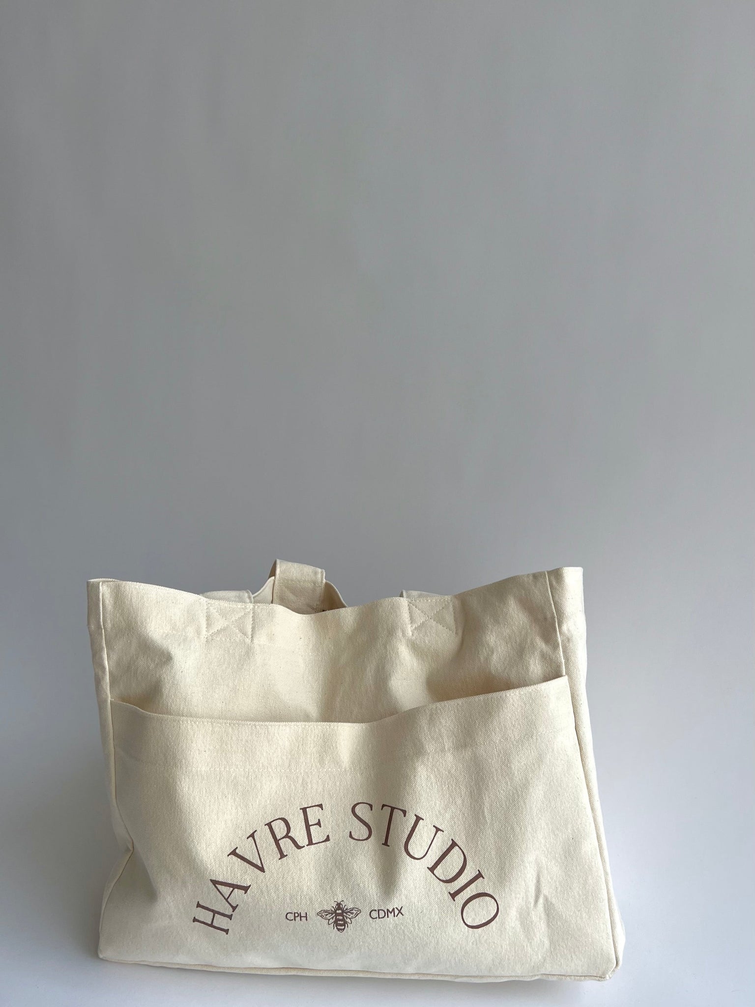 Havre Studio Tote in chocolate brown with 5 pockets/spaces